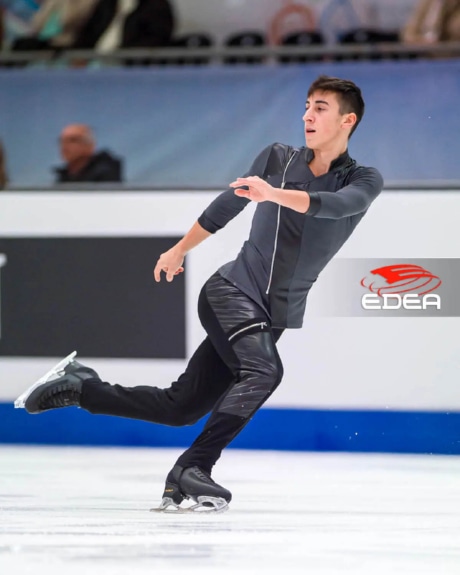Ice Gallery Skates U.S.