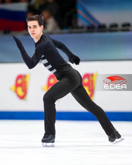Ice Gallery Skates U.S.