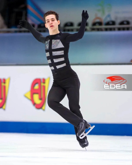 Ice Gallery Skates U.S.