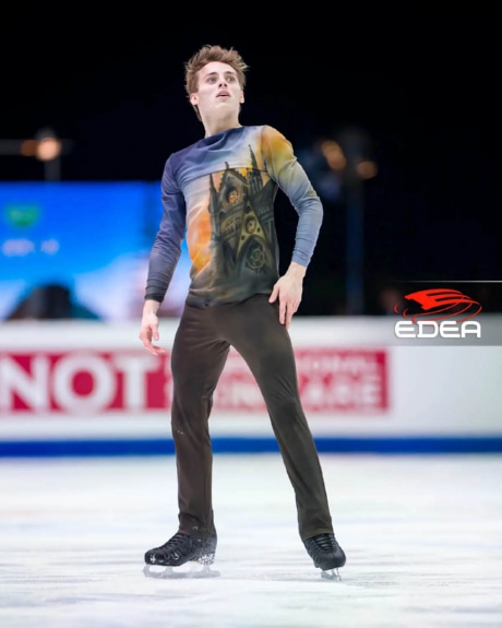 Ice Gallery Skates U.S.