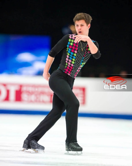 Ice Gallery Skates U.S.