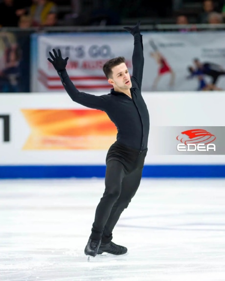 Ice Gallery Skates U.S.