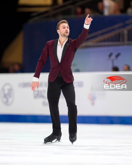 Ice Gallery Skates U.S.