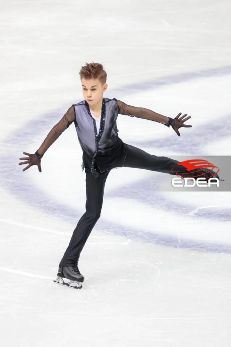 Ice Gallery Skates U.S.