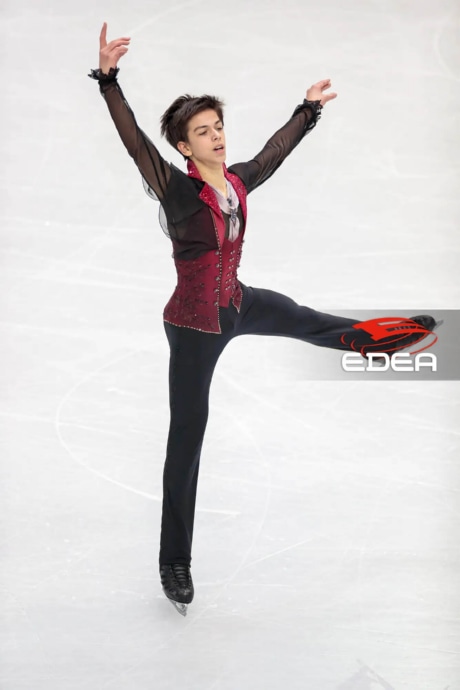 Ice Gallery Skates U.S.