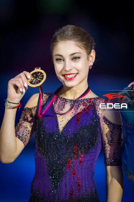 Ice Gallery Skates U.S.