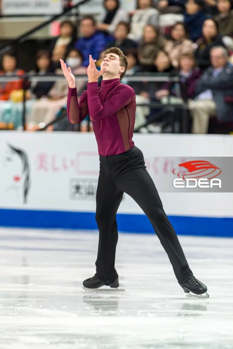 Ice Gallery Skates U.S.
