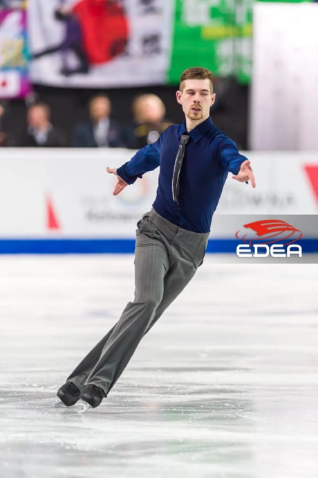 Ice Gallery Skates U.S.