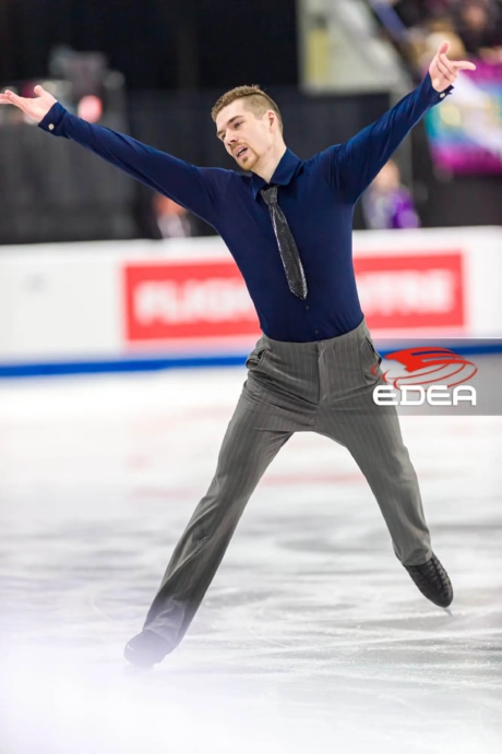Ice Gallery Skates U.S.