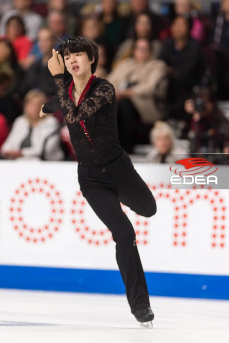 Ice Gallery Skates U.S.