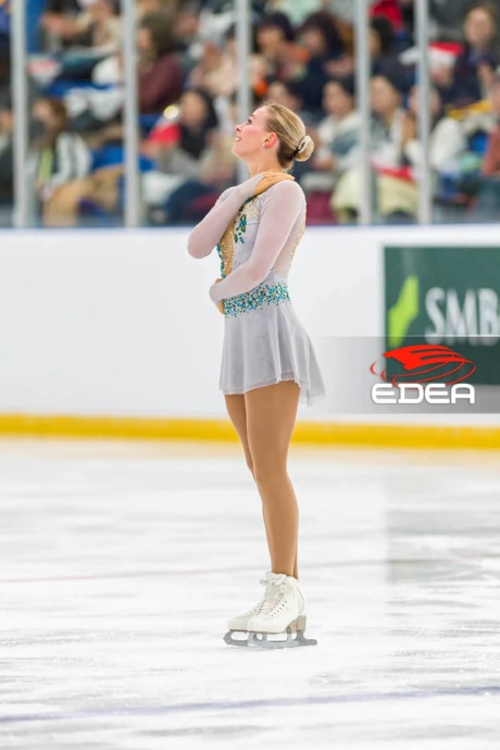 Ice Gallery Skates U.S.