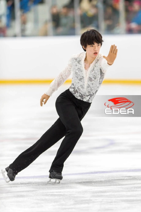 Ice Gallery Skates U.S.