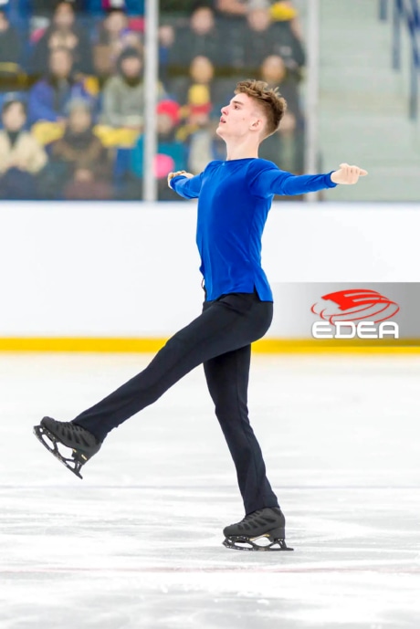 Ice Gallery Skates U.S.
