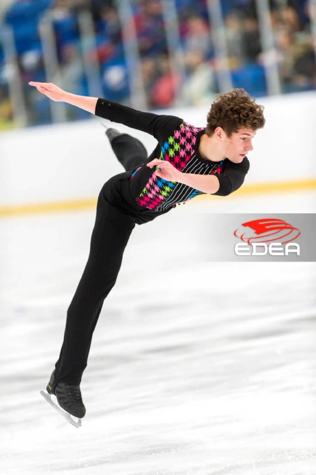 Ice Gallery Skates U.S.