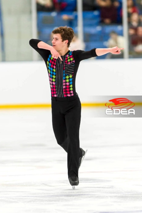 Ice Gallery Skates U.S.
