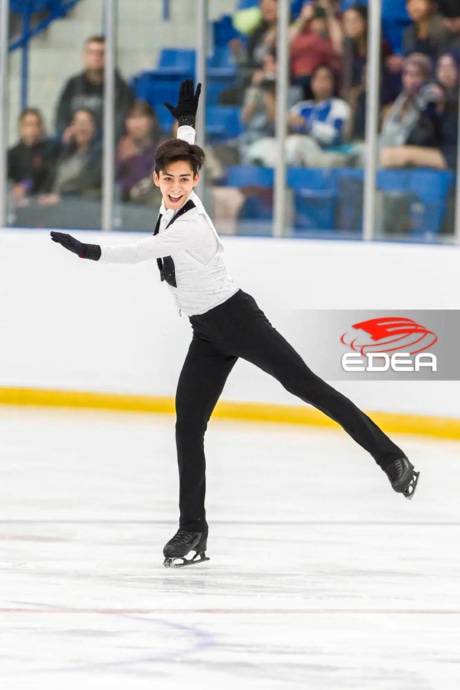 Ice Gallery Skates U.S.