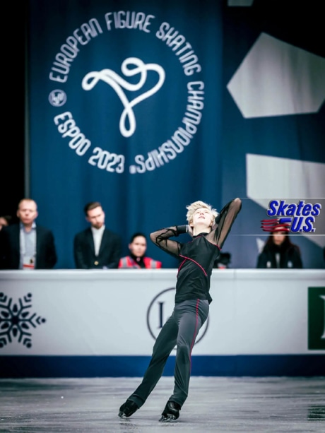 Ice Gallery Skates U.S.