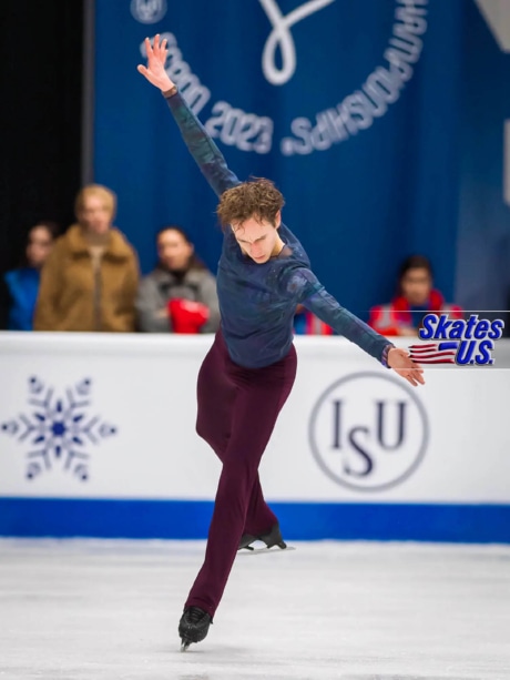 Ice Gallery Skates U.S.