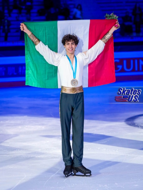 Ice Gallery Skates U.S.
