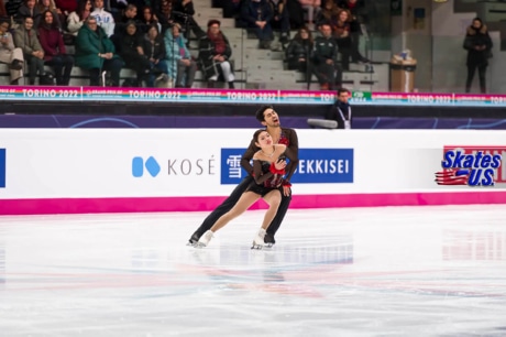Ice Gallery Skates U.S.