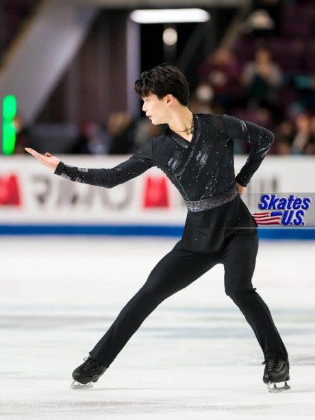 Ice Gallery Skates U.S.