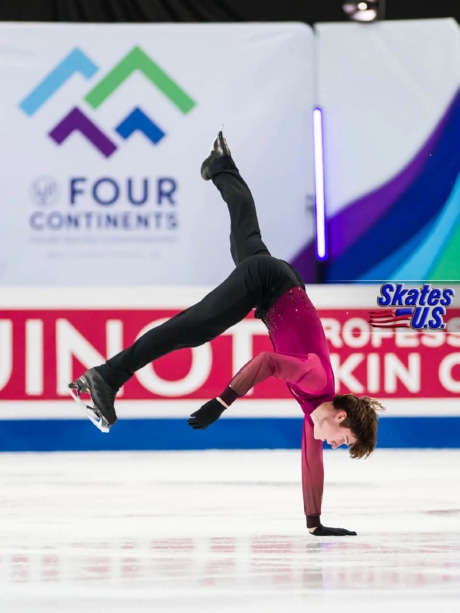 Ice Gallery Skates U.S.