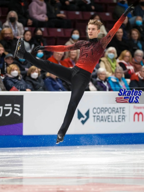 Ice Gallery Skates U.S.