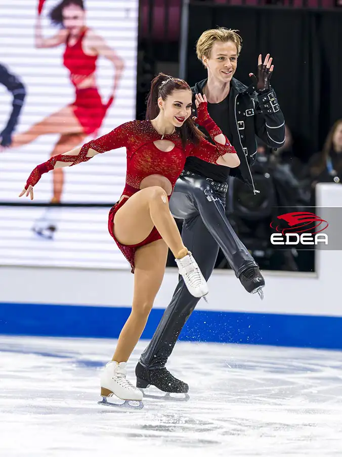 Ice Gallery Skates U.S.