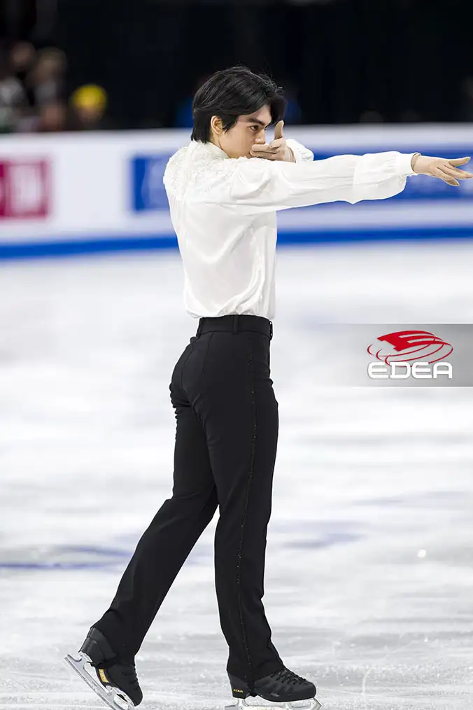 Ice Gallery Skates U.S.