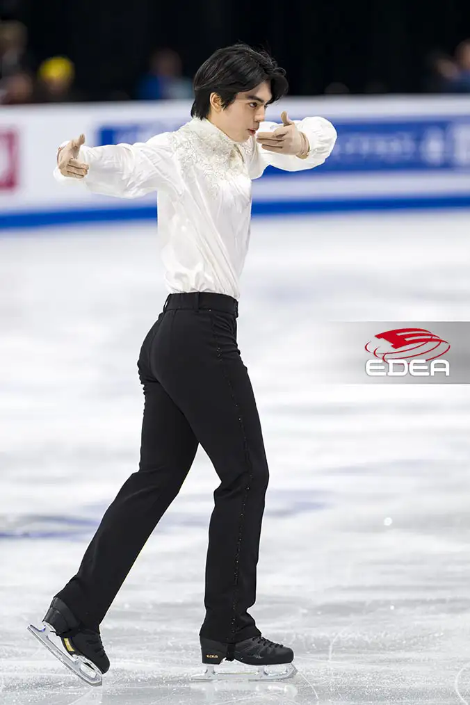 Ice Gallery Skates U.S.