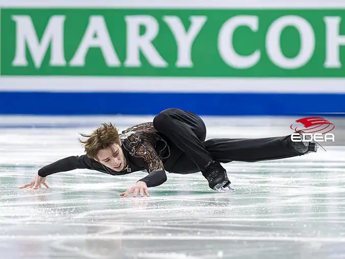 Ice Gallery Skates U.S.