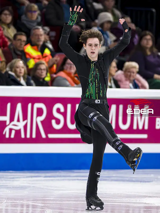 Ice Gallery Skates U.S.