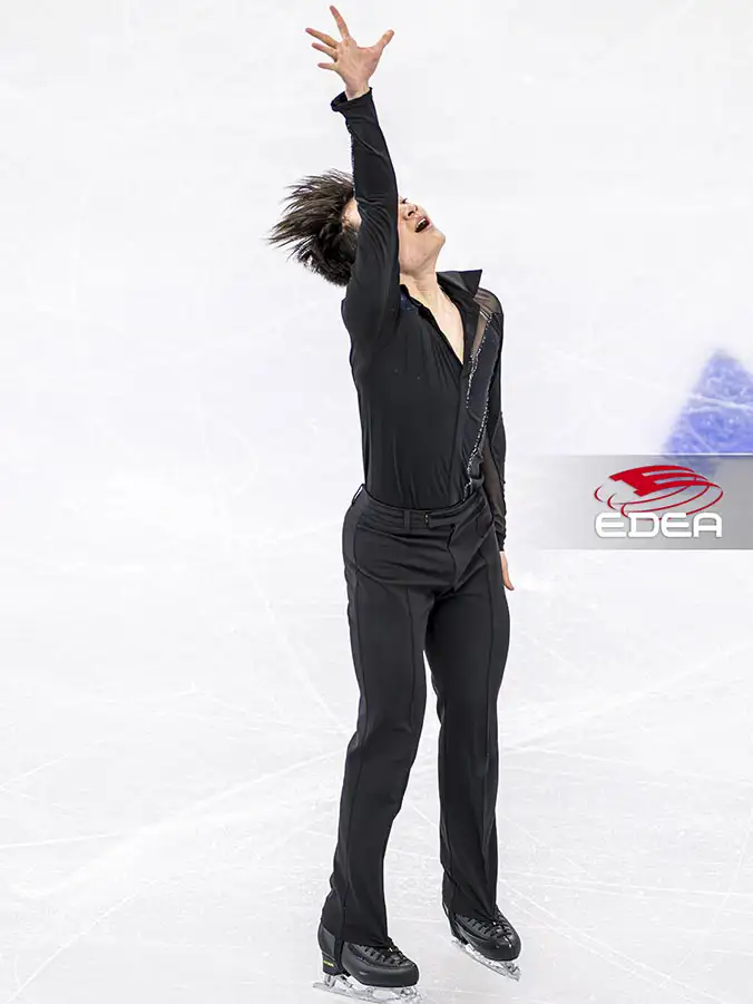 Ice Gallery Skates U.S.