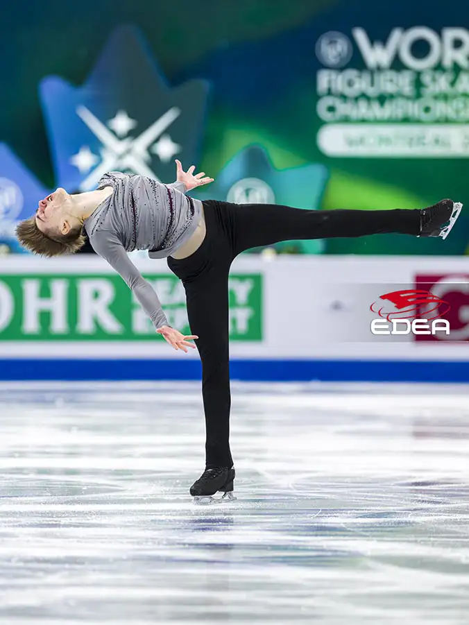 Ice Gallery Skates U.S.