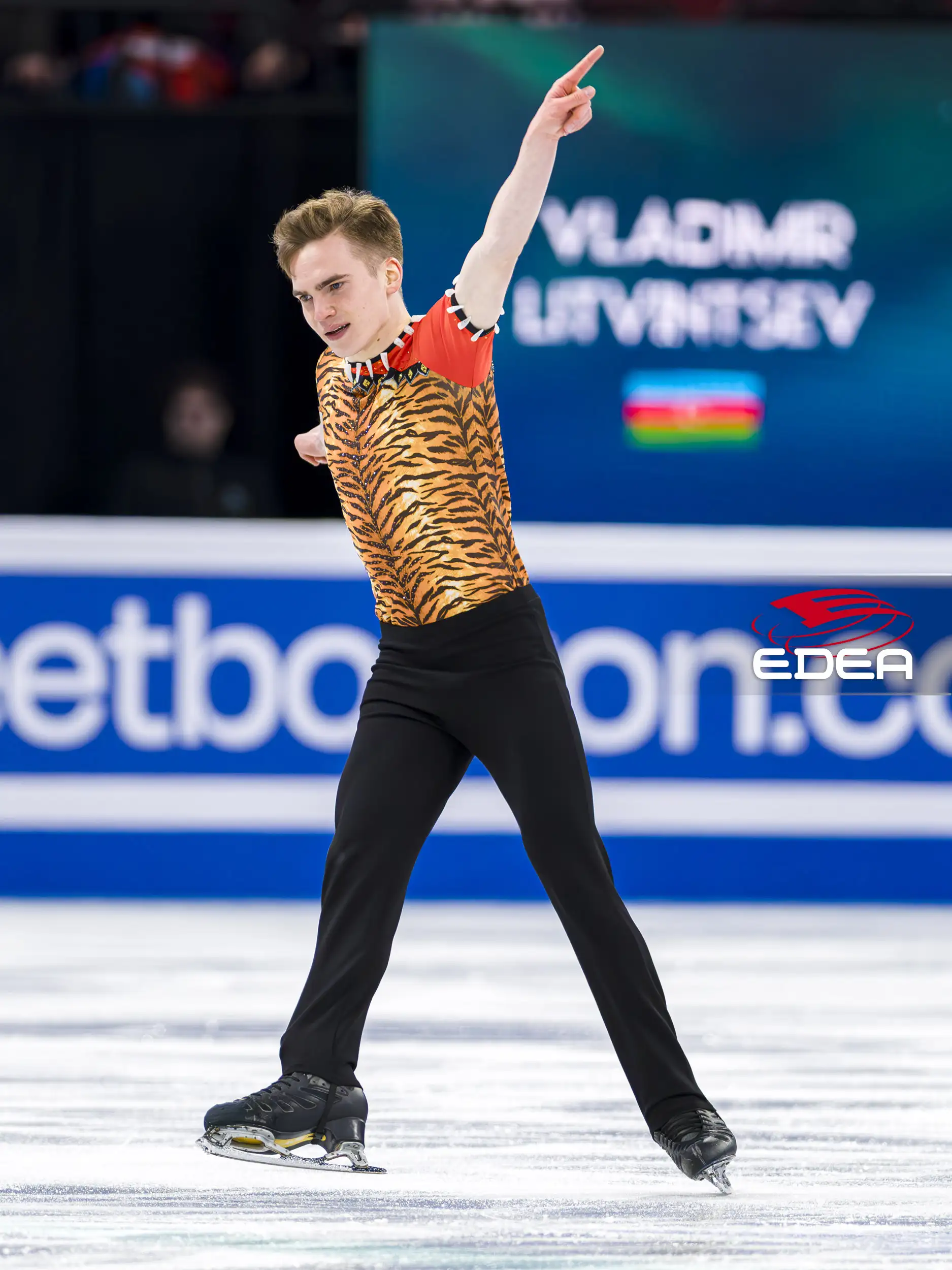 Ice Gallery Skates U.S.