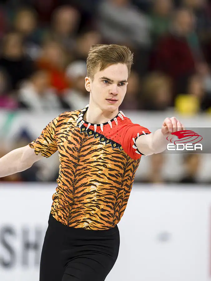 Ice Gallery Skates U.S.