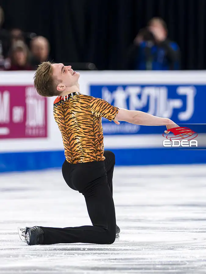 Ice Gallery Skates U.S.