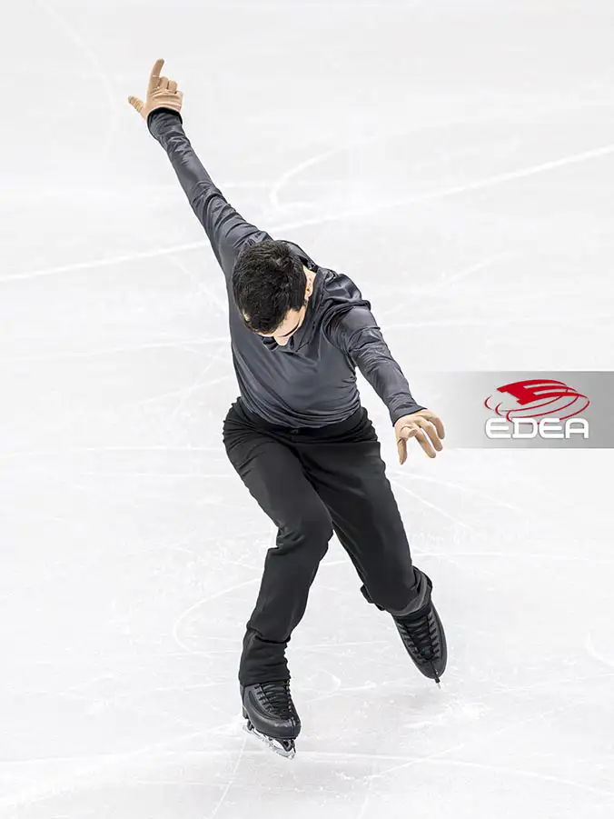 Ice Gallery Skates U.S.