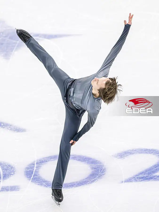 Ice Gallery Skates U.S.