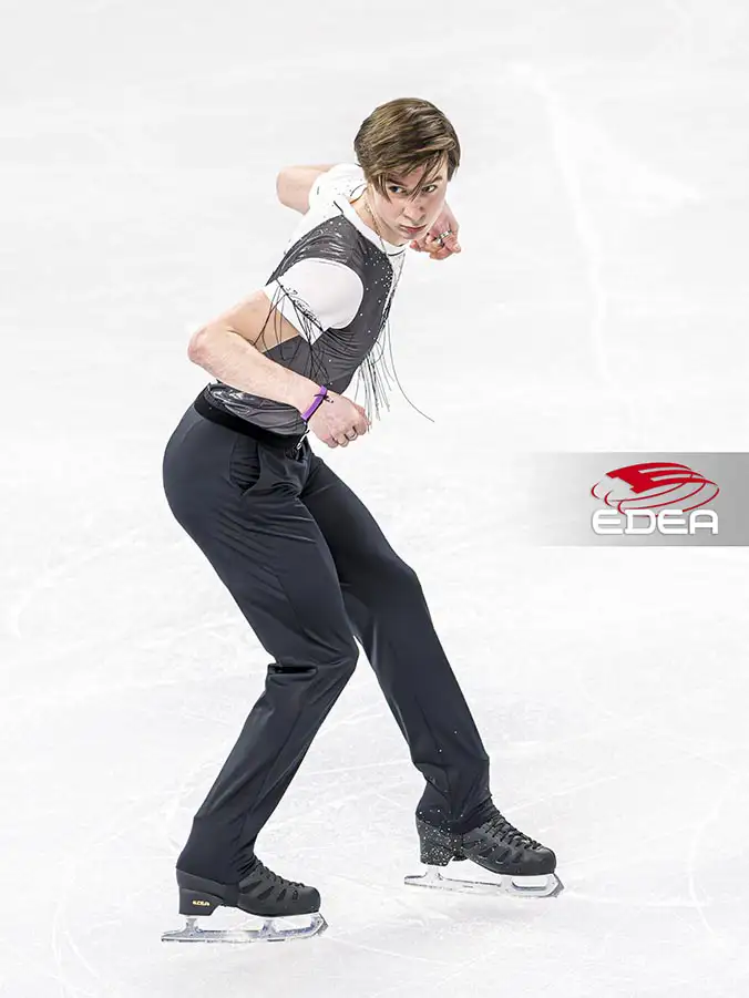 Ice Gallery Skates U.S.