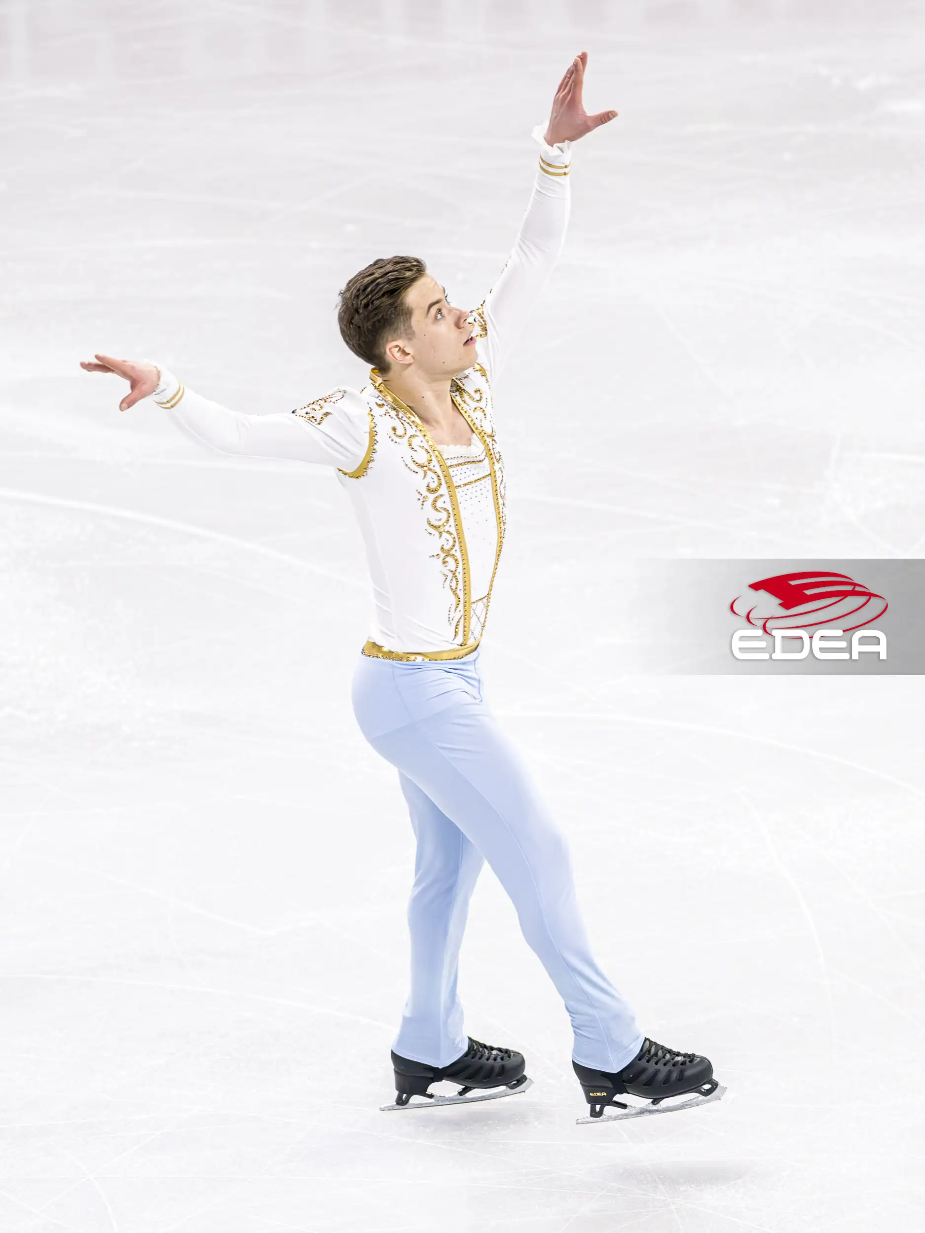 Ice Gallery Skates U.S.