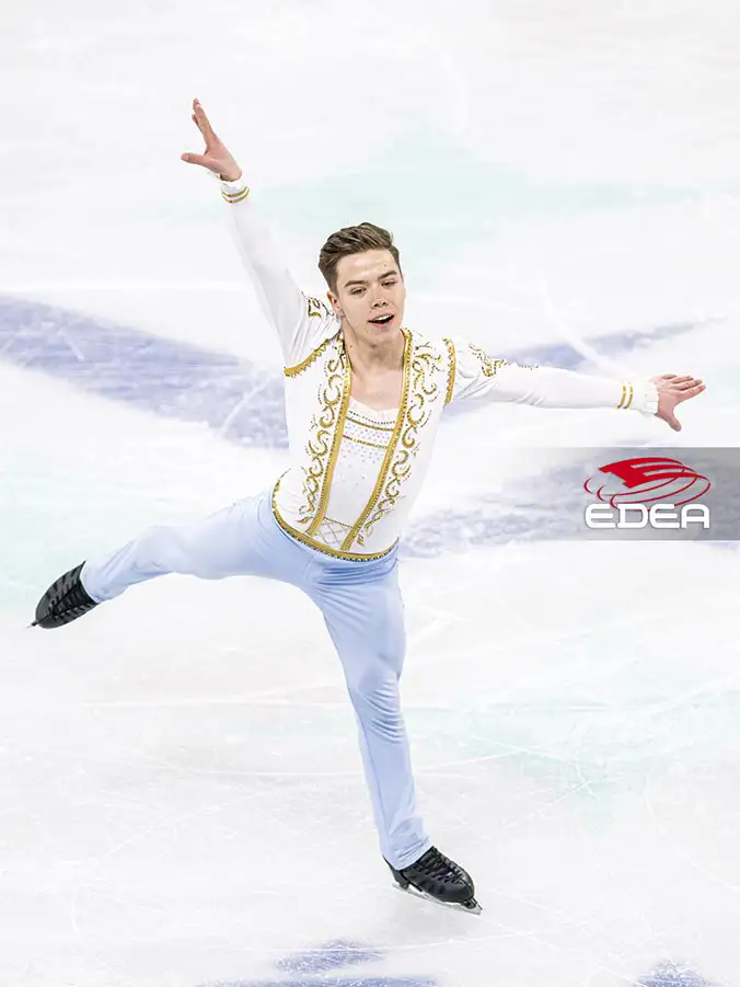 Ice Gallery Skates U.S.