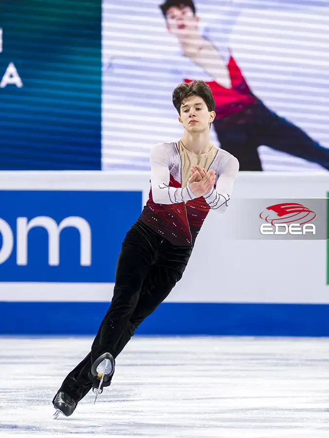 Ice Gallery Skates U.S.