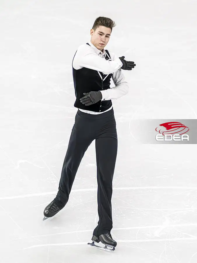 Ice Gallery Skates U.S.