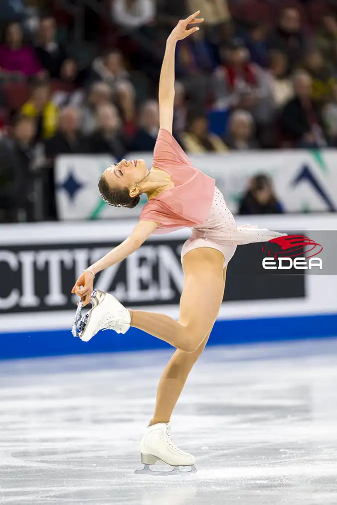 Ice Gallery Skates U.S.