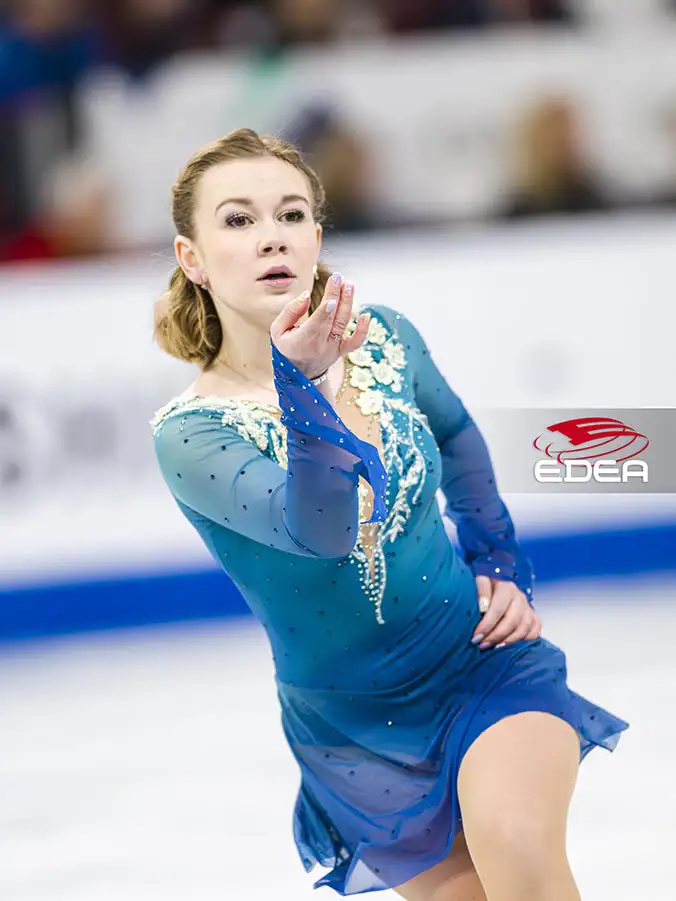 Ice Gallery Skates U.S.