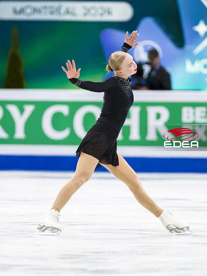 Ice Gallery Skates U.S.