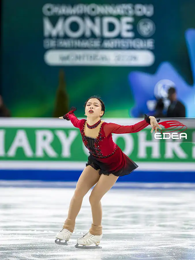 Ice Gallery Skates U.S.