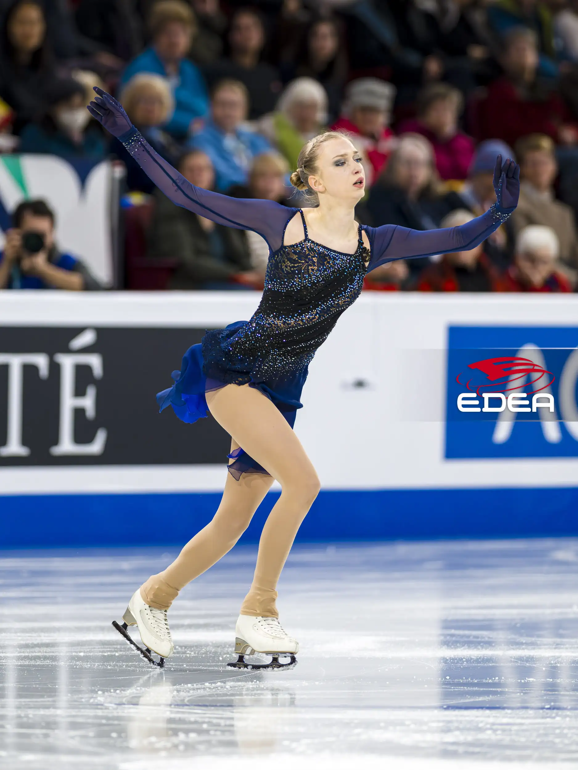 Ice Gallery Skates U.S.