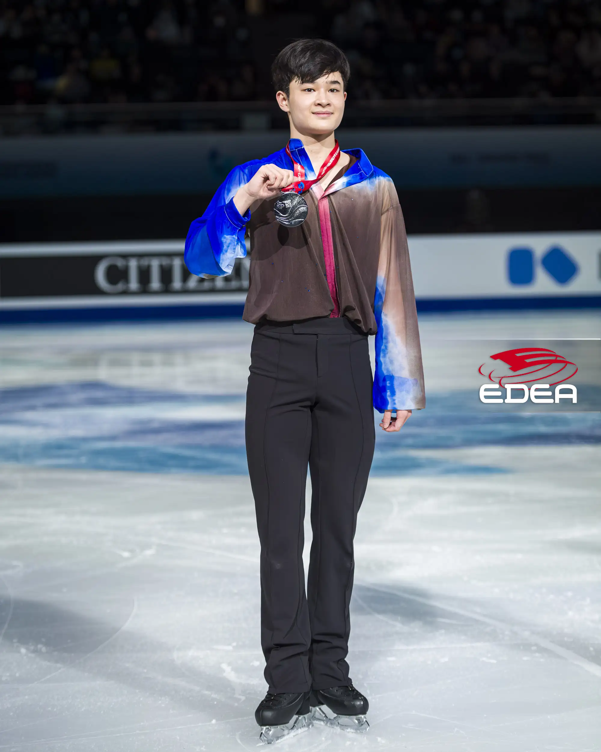 Ice Gallery Skates U.S.
